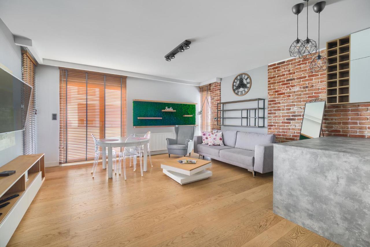 Poznan Grafitowa Modern Apartment 外观 照片