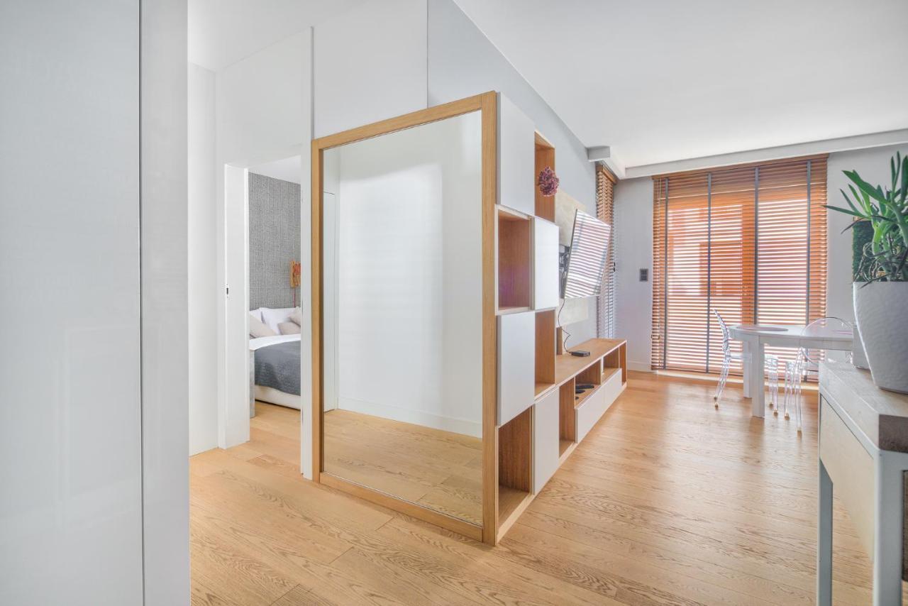 Poznan Grafitowa Modern Apartment 外观 照片